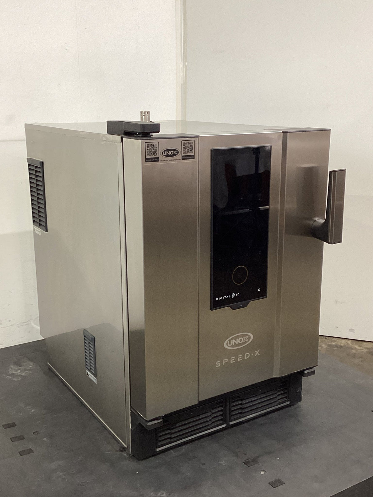 Unox XEPA - 0523 - EXRN Speed Oven - Whisk Hospitality - 835790