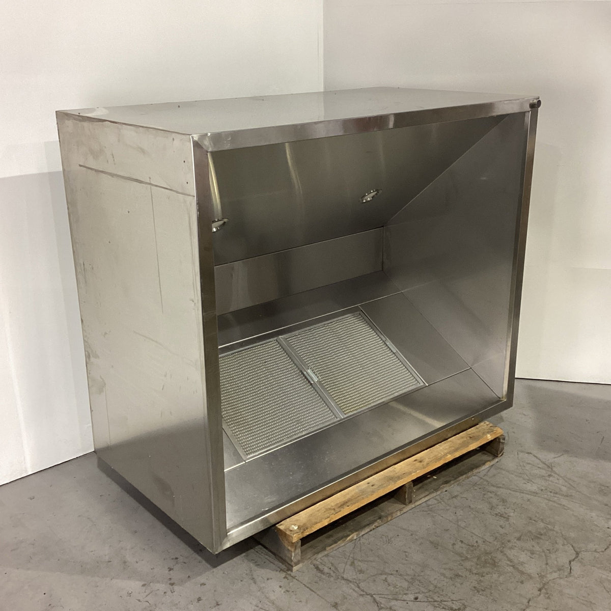 Custom Exhaust Canopy - Whisk Hospitality - 898479
