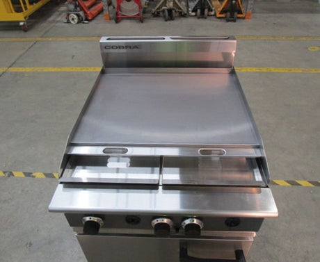 Cobra CR6B Griddle + Oven - Whisk Hospitality - 3PA-8767-2402550-Z2