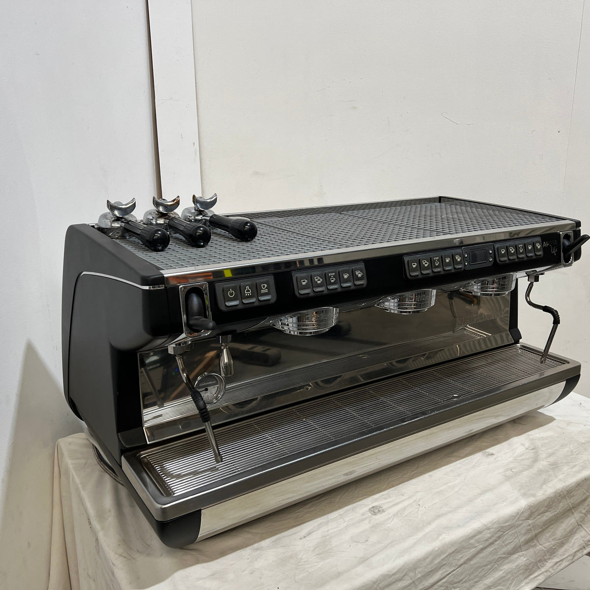 Nuova Simonelli Appia Life XT 3 Group Volumetric Coffee Machine